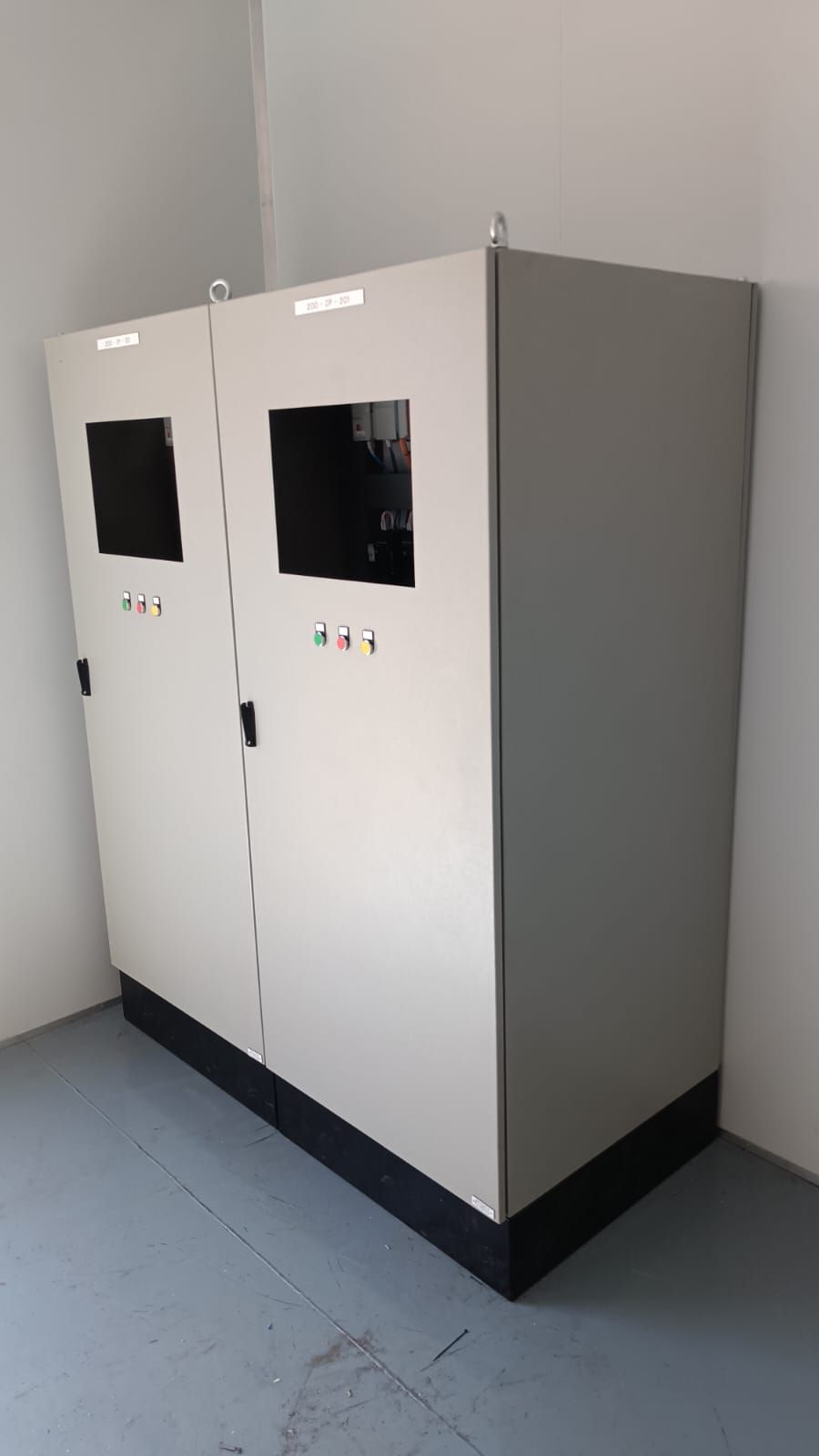 Custom MCC panel enclosure for industrial applications